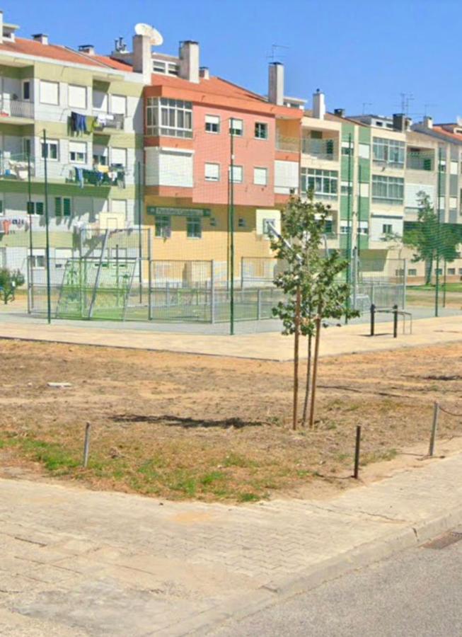Apartamento Remodelado No Seixal Seixal  Exterior photo
